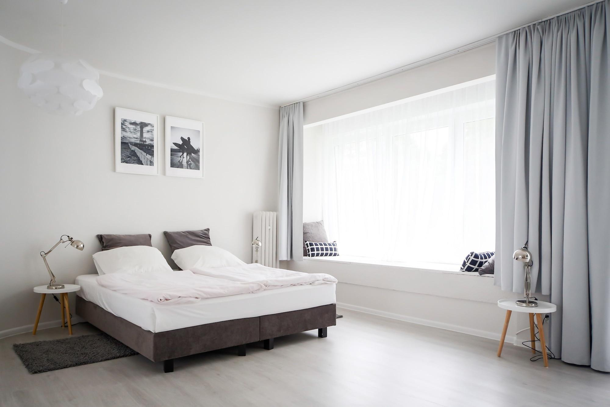 Pomaranczowa Plaza Hotell