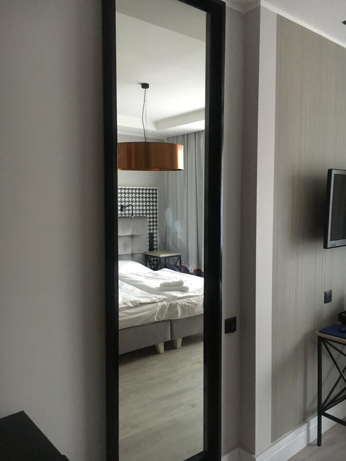 Pomaranczowa Plaza Hotell 3*